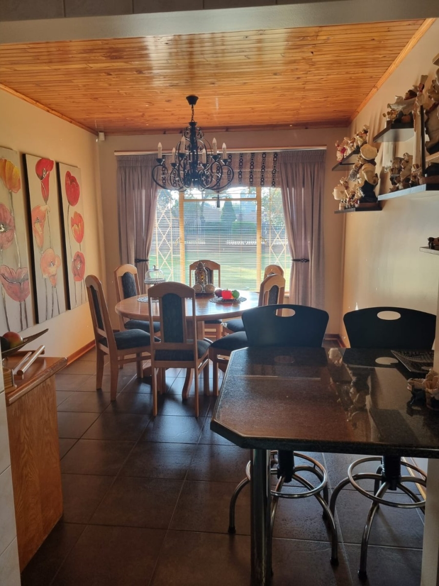 3 Bedroom Property for Sale in Vaalpark Free State